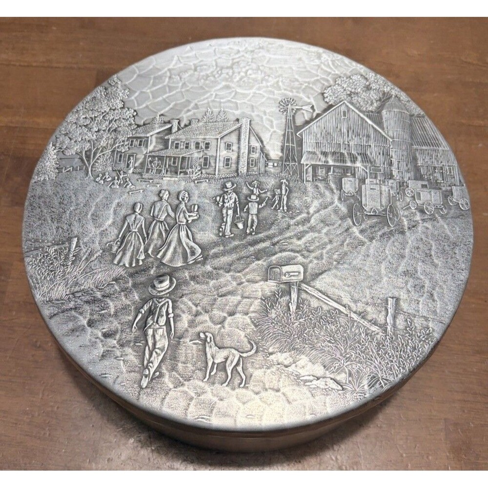 Wendell August Forge Round Aluminum 9” Lidded Container Amish Farm Homestead